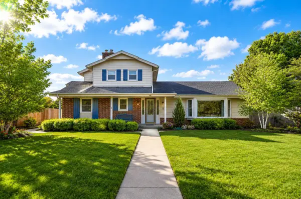 8 Steeplechase Dr, Racine, WI 53402