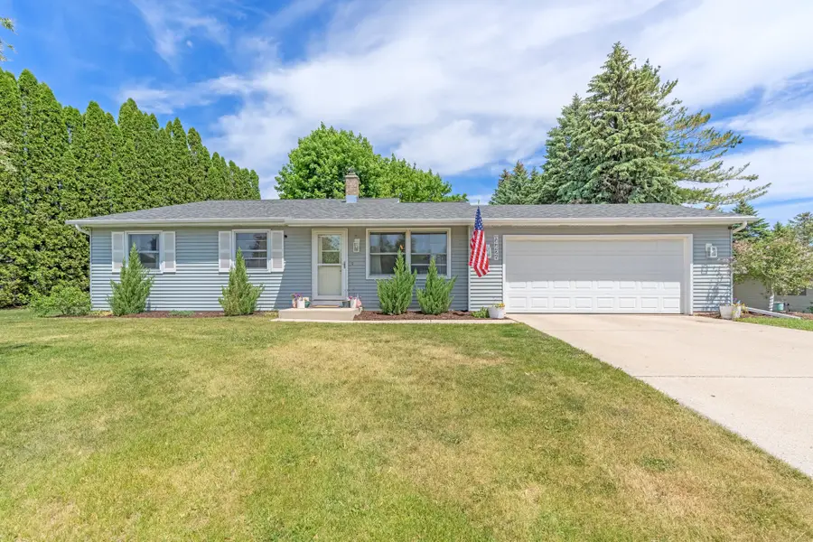 W4426 River Bend Dr, Hingham, WI 53031 - #2