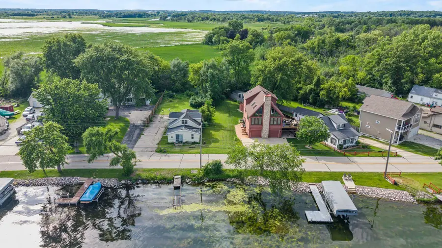 7110 N Tichigan Rd, Waterford, WI 53185 - #3