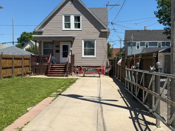 1120 S 32nd St, Milwaukee, WI 53215