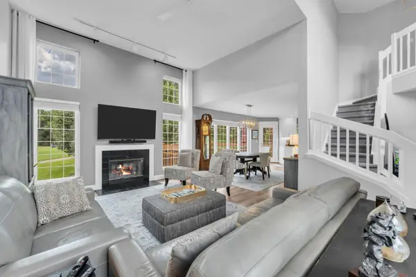 1424 Highland Dr, Geneva, WI 53147