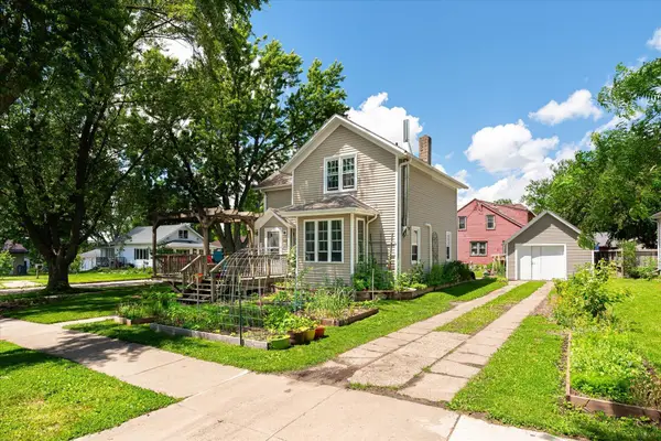 404 E Gillette St, Viroqua, WI 54665
