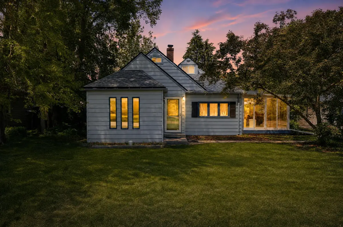 614 16th Pl, Somers, WI 53140 - #1