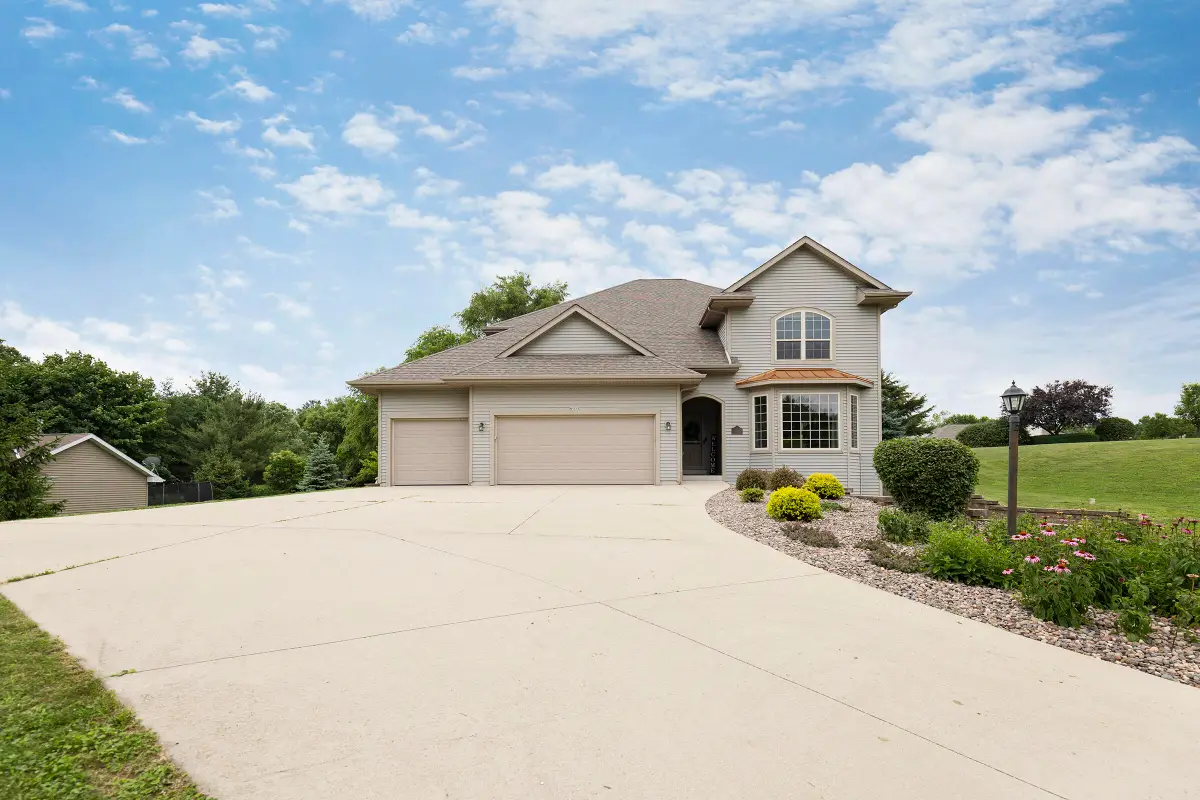 1615 N Fairview Ln, Koshkonong, WI 53538 - #1