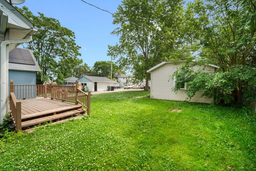 2154 S 86th St, West Allis, WI 53227 - #2