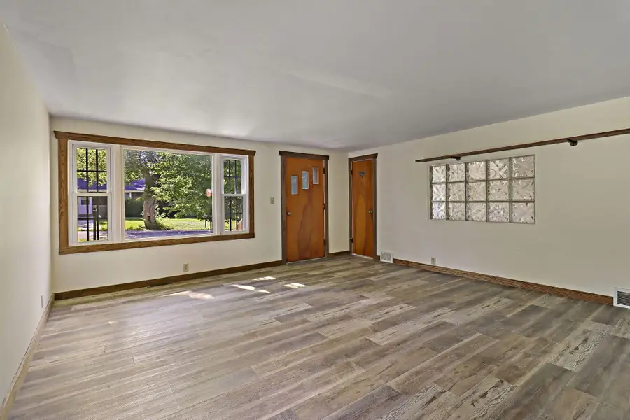 N6592 Lorraine Rd, Lake Lorraine, WI 53115 - #3