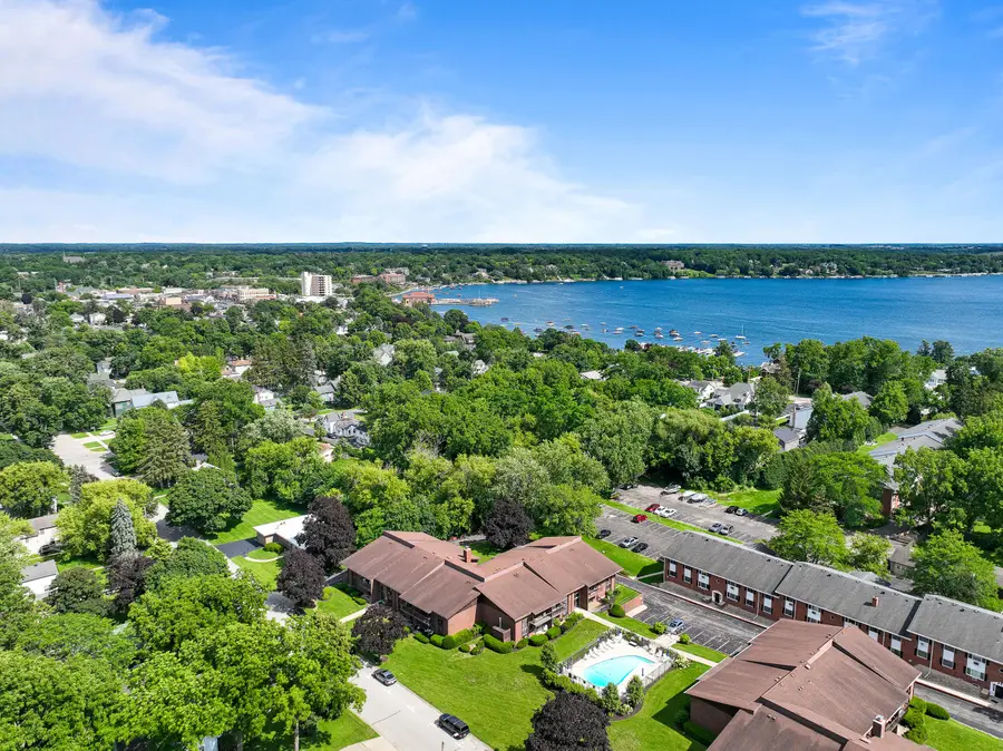 1250 Wisconsin St, Lake Geneva, WI 53147 - #3