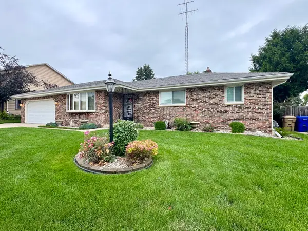 1473 32nd Ave, Kenosha, WI 53144