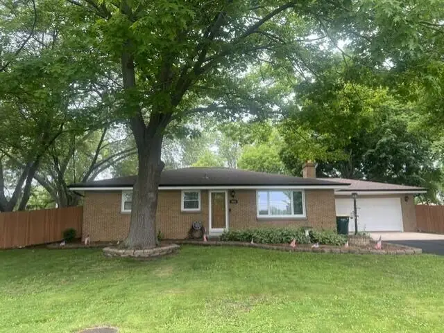 7651 S Clement Ave, Oak Creek, WI 53154 - #1