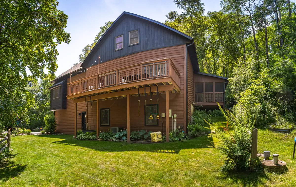 N6587 Mccurdy Rd, Onalaska, WI 54636 - #1