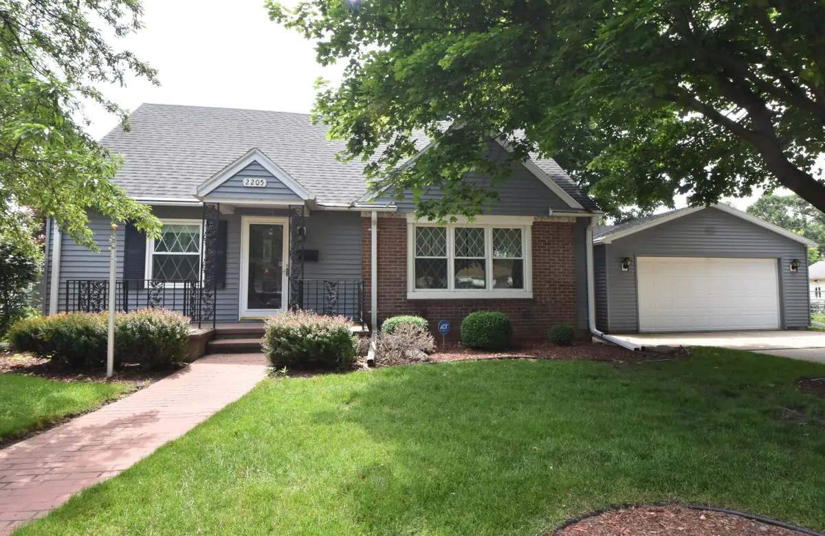 2205 Dwight St, Racine, WI 53403 - #1