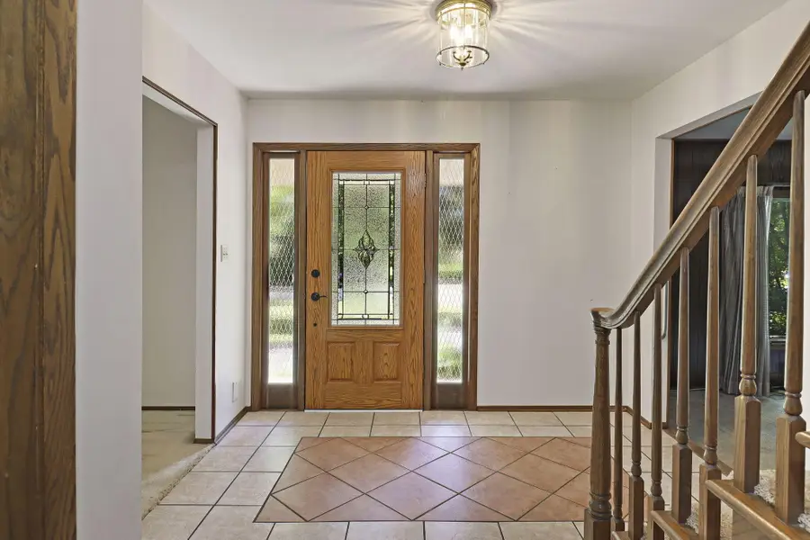 8730 Lakeshore Dr, Pleasant Prairie, WI 53158 - #3