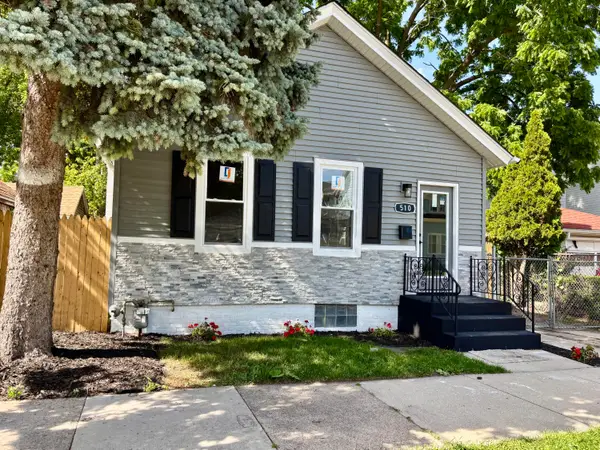 510 15th St, Racine, WI 53403