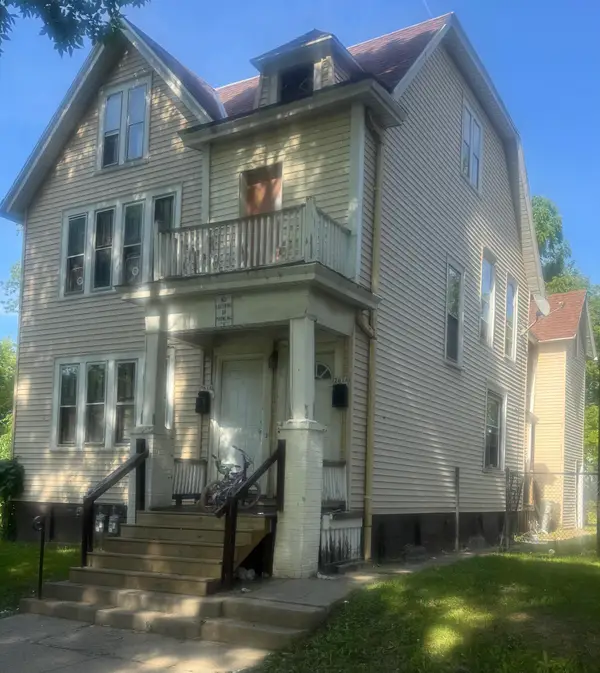 2616 N 9th St, Milwaukee, WI 53206