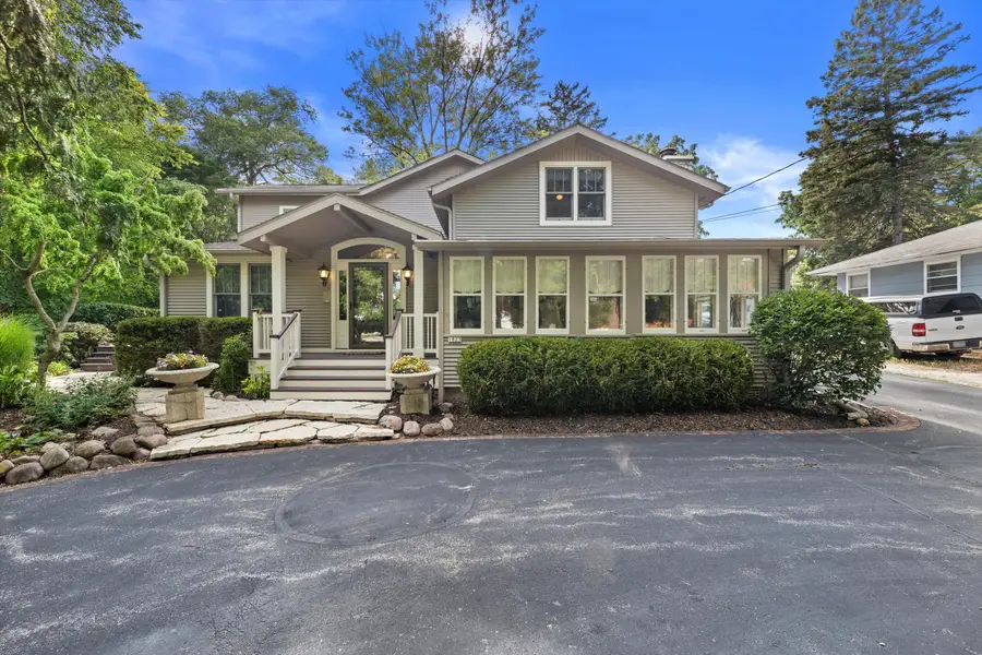 1823 W Shore Dr, Delafield, WI 53018 - #3