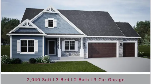 W214N6706 Fairview Dr, Menomonee Falls, WI 53051
