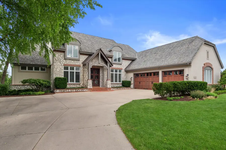 1704 E Juniper Way, Hartland, WI 53029 - #2