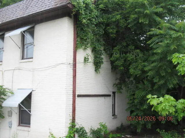 5916 W Dixon St, Milwaukee, WI 53214 - #2