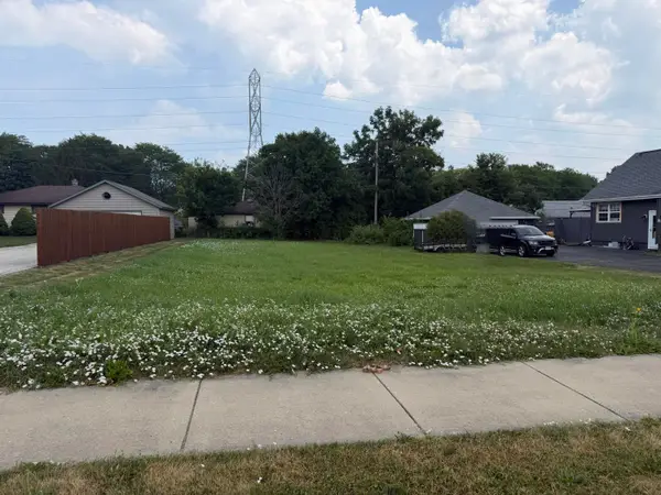 5992 S Elaine Ave, Cudahy, WI 53110