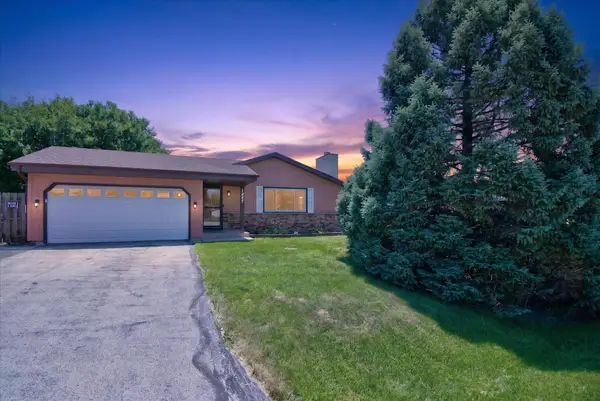 1447 Warwick Way, Mount Pleasant, WI 53406