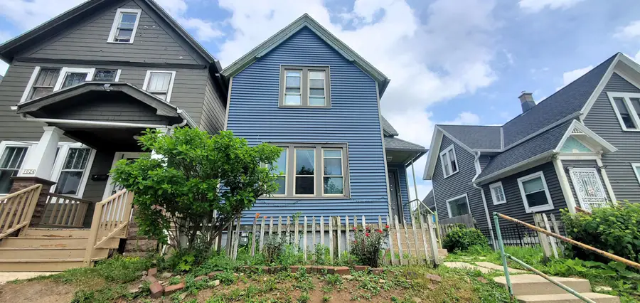 1028 S 32nd St, Milwaukee, WI 53215 - #2