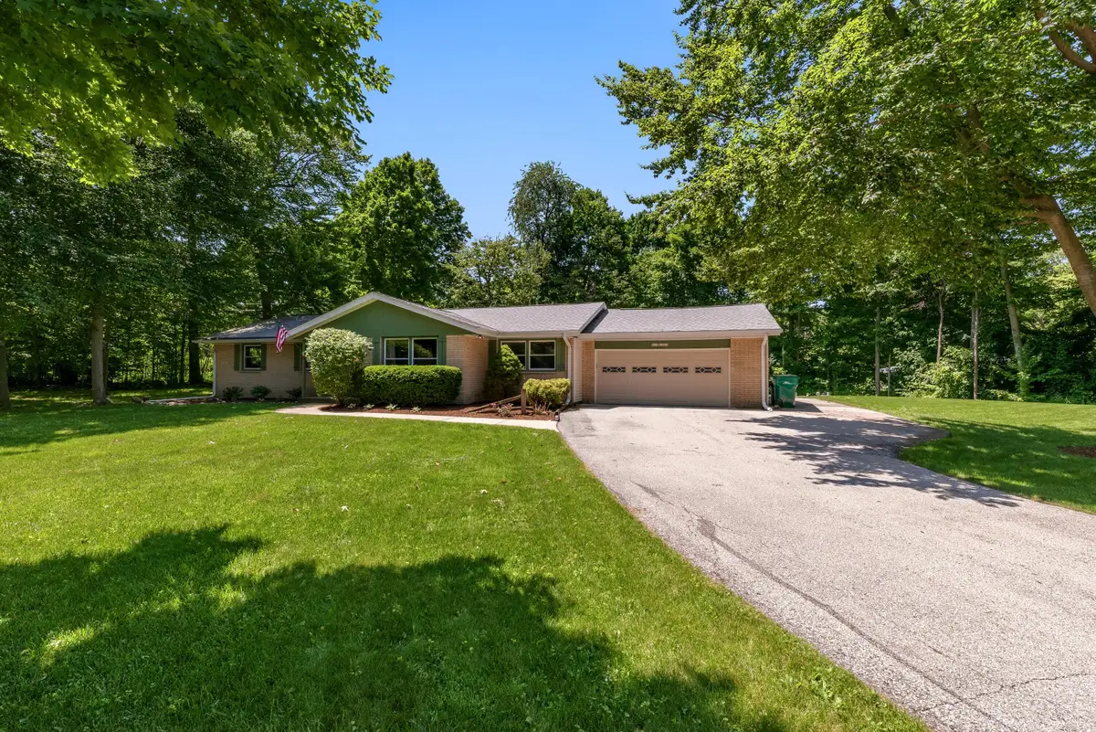 N115W19979 Woodland Dr, Germantown, WI 53022 - #1