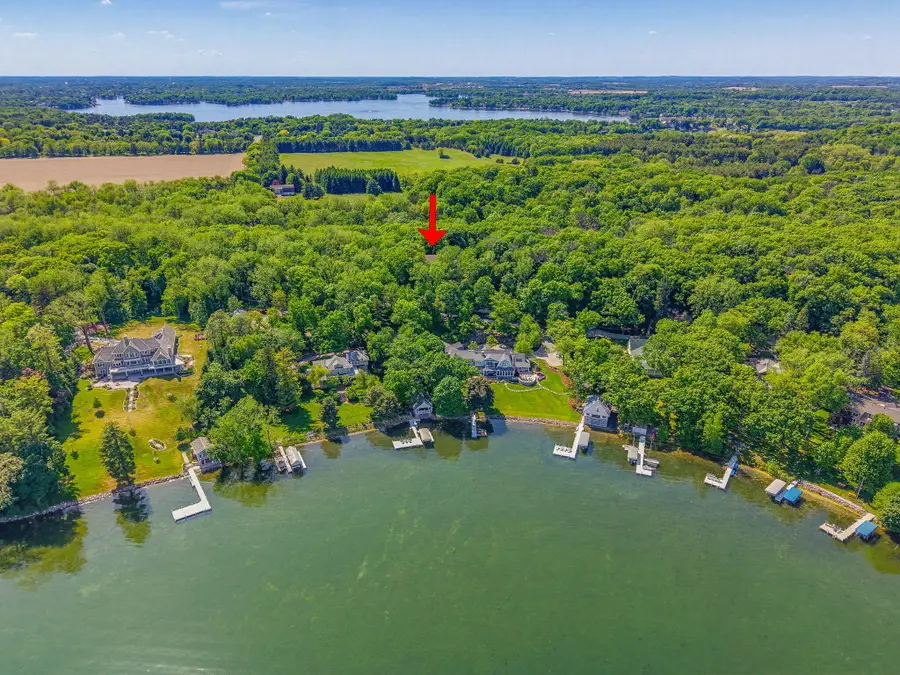 5876 N County Road C, Chenequa, WI 53058 - #2