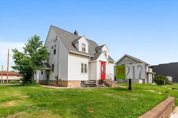 217 N Main St, Viroqua, WI 54665