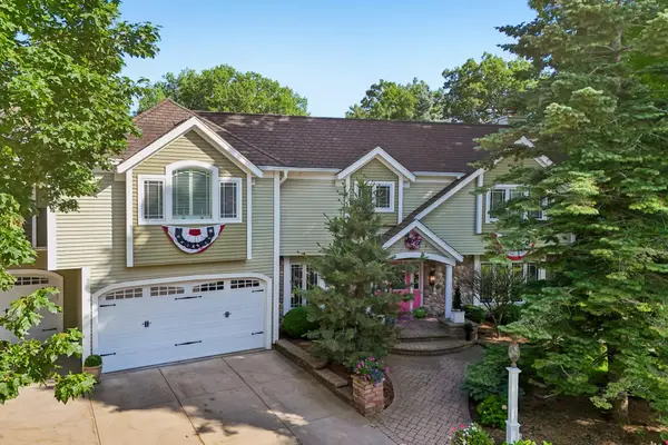 702 Glenwood Ct, Jefferson, WI 53549
