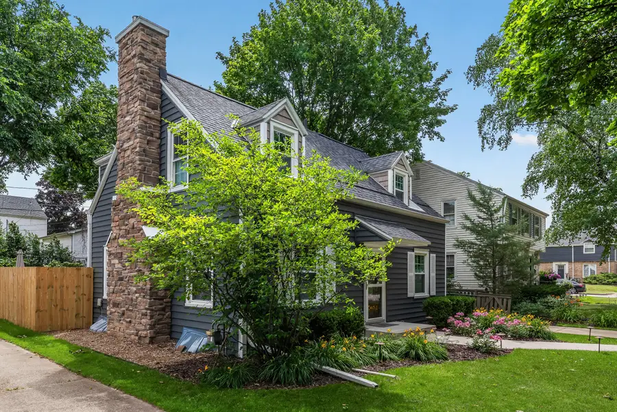 134 N 91st Pl, Milwaukee, WI 53226 - #2