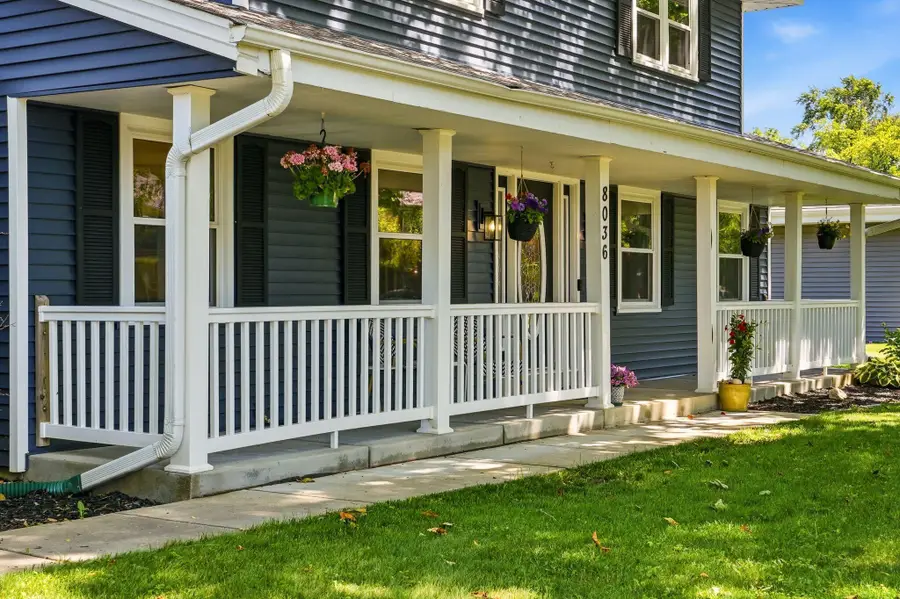 8036 S 77th St, Franklin, WI 53132 - #2