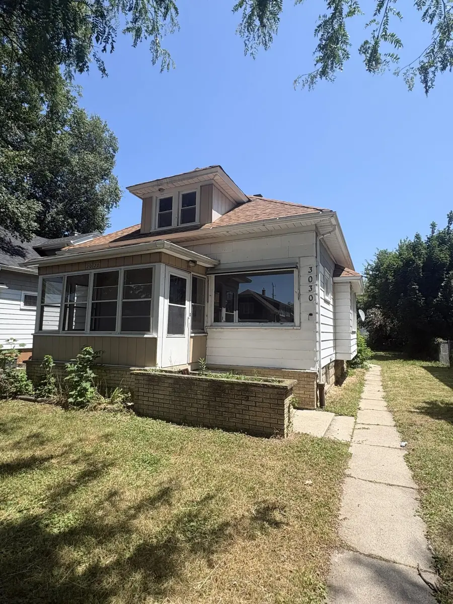 3030 N 48th St, Milwaukee, WI 53210 - #2