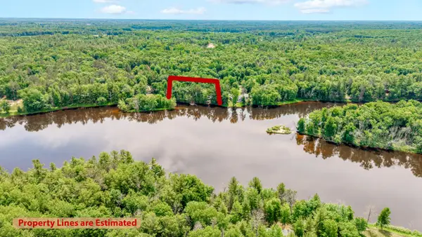 N6079 Shore Dr Q-4, Menominee, MI 49893