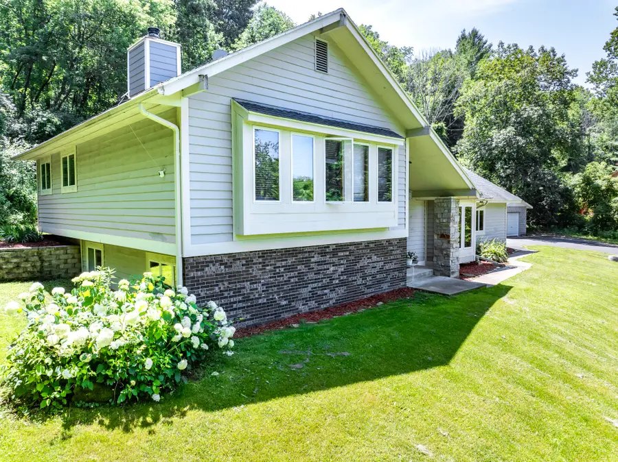W5371 Horseshoe Pl, Shelby, WI 54601 - #3