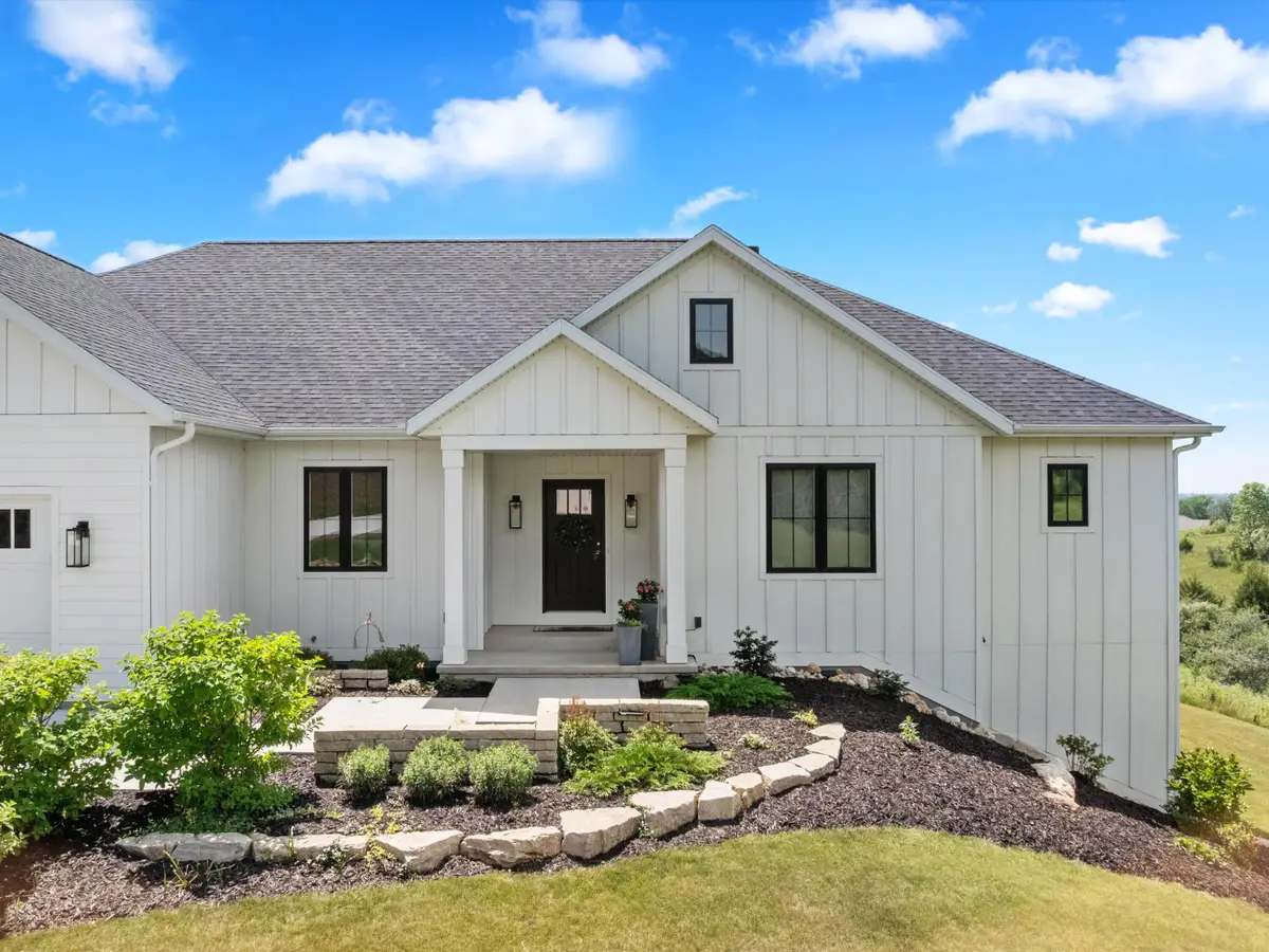 W6812 Lake View Dr, Rhine, WI 53020 - #1