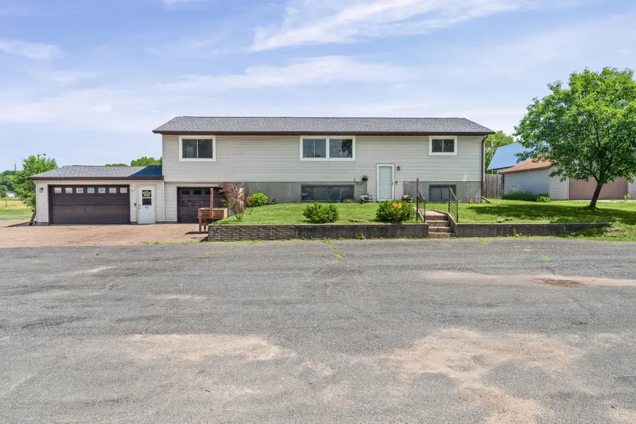 W7070 2nd St, Onalaska, WI 54650 - #2