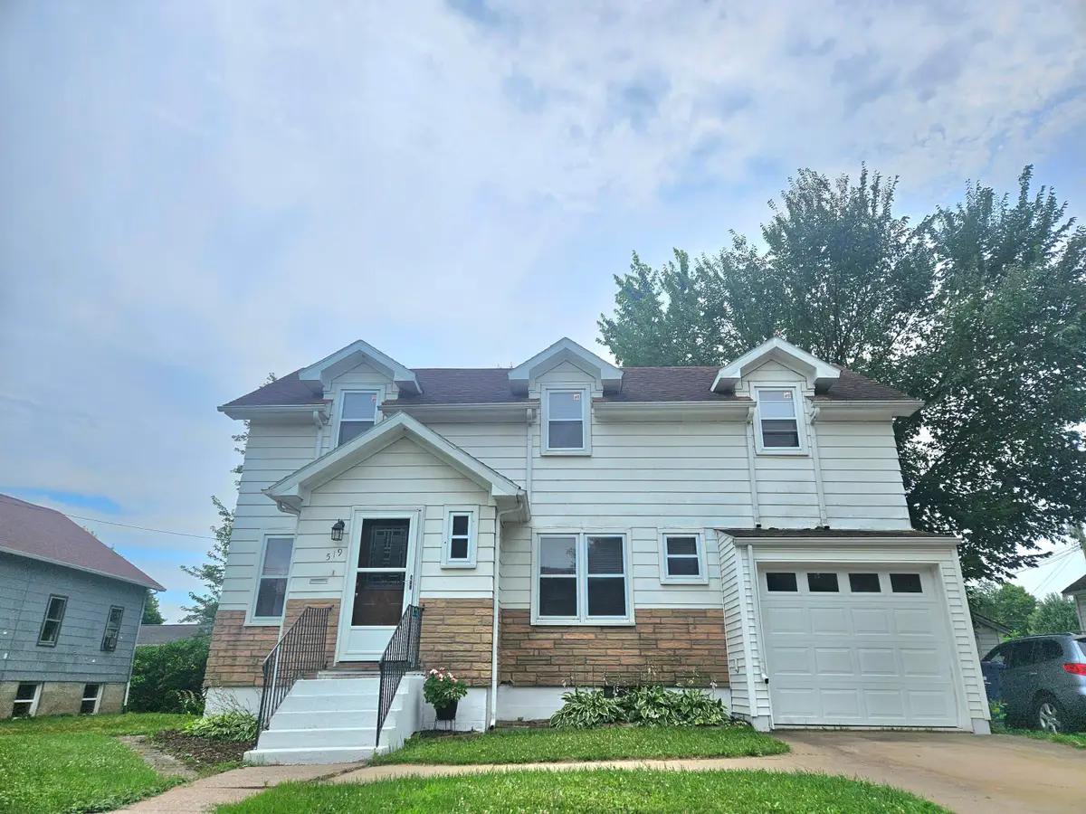 519 W Oak St, Sparta, WI 54656 - #1