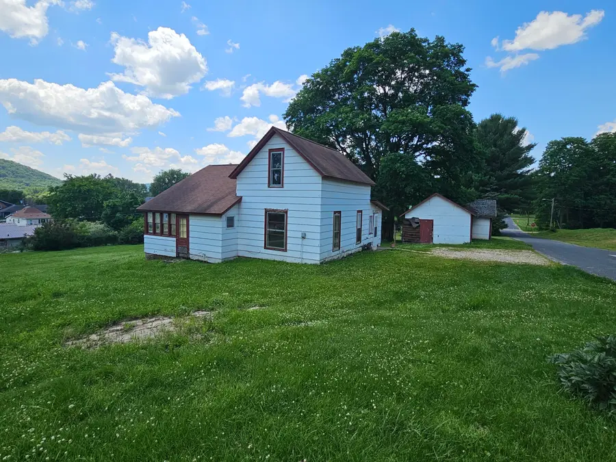 219 N Cherry St, La Farge, WI 54639 - #2