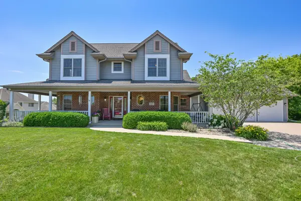 3615 Williams Ct, Waukesha, WI 53188
