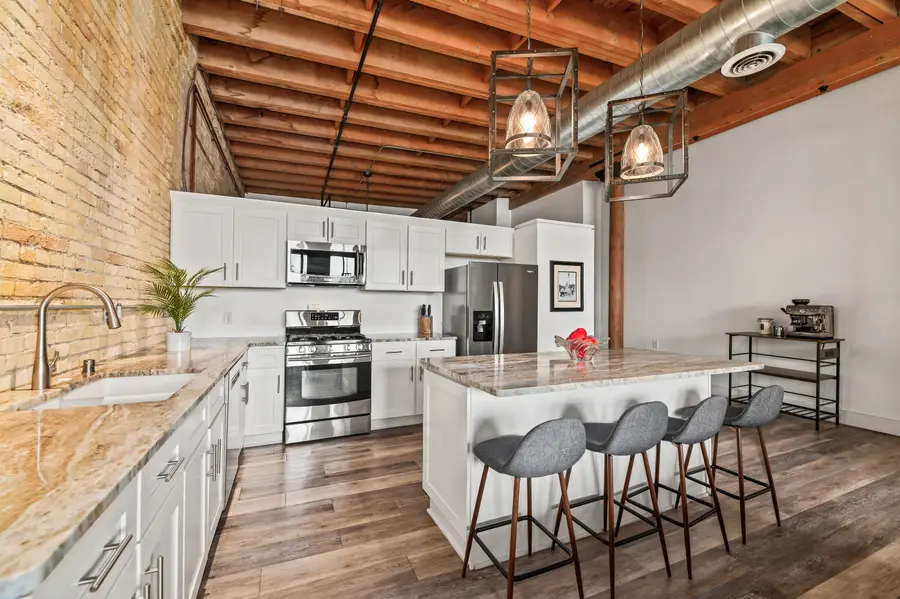205 N Water St, Milwaukee, WI 53202 - #3