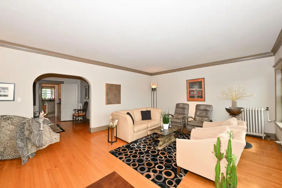 2230 E Bradford Ave, Milwaukee, WI 53211 - #2