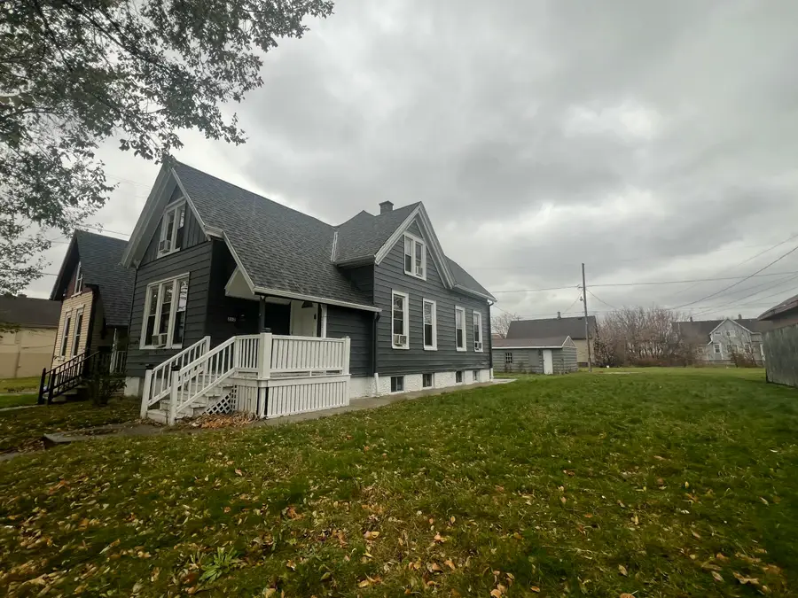 212 W Center St, Milwaukee, WI 53212 - #2