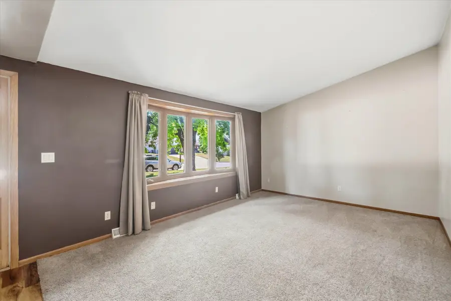 527 Butler St, Random Lake, WI 53075 - #2