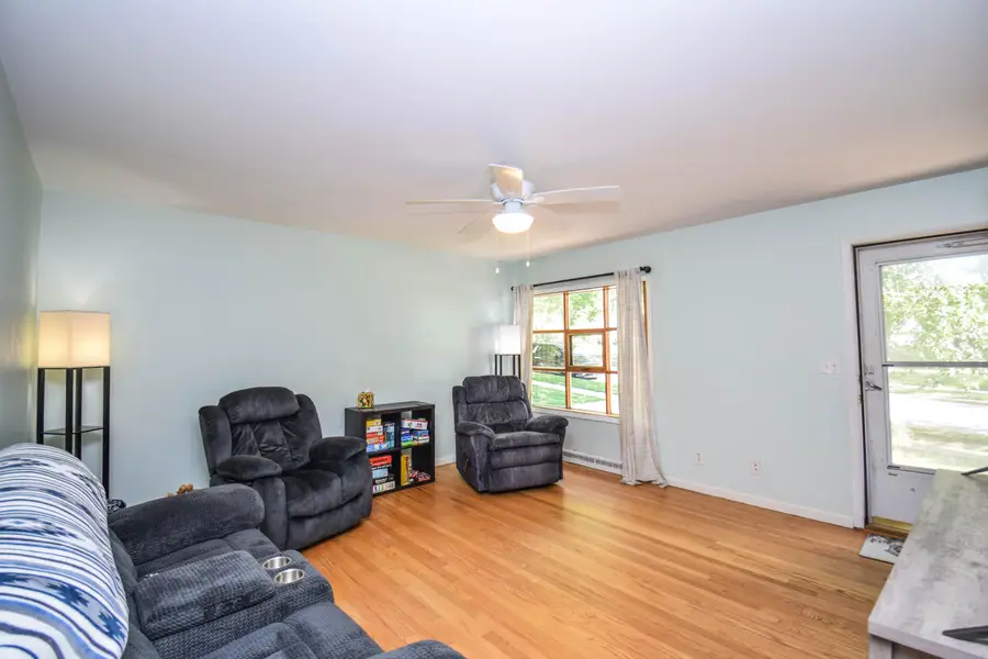 420 Richard St, Waukesha, WI 53189 - #3
