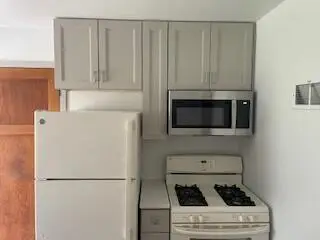 5315 W Arizona St, Milwaukee, WI 53219 - #3