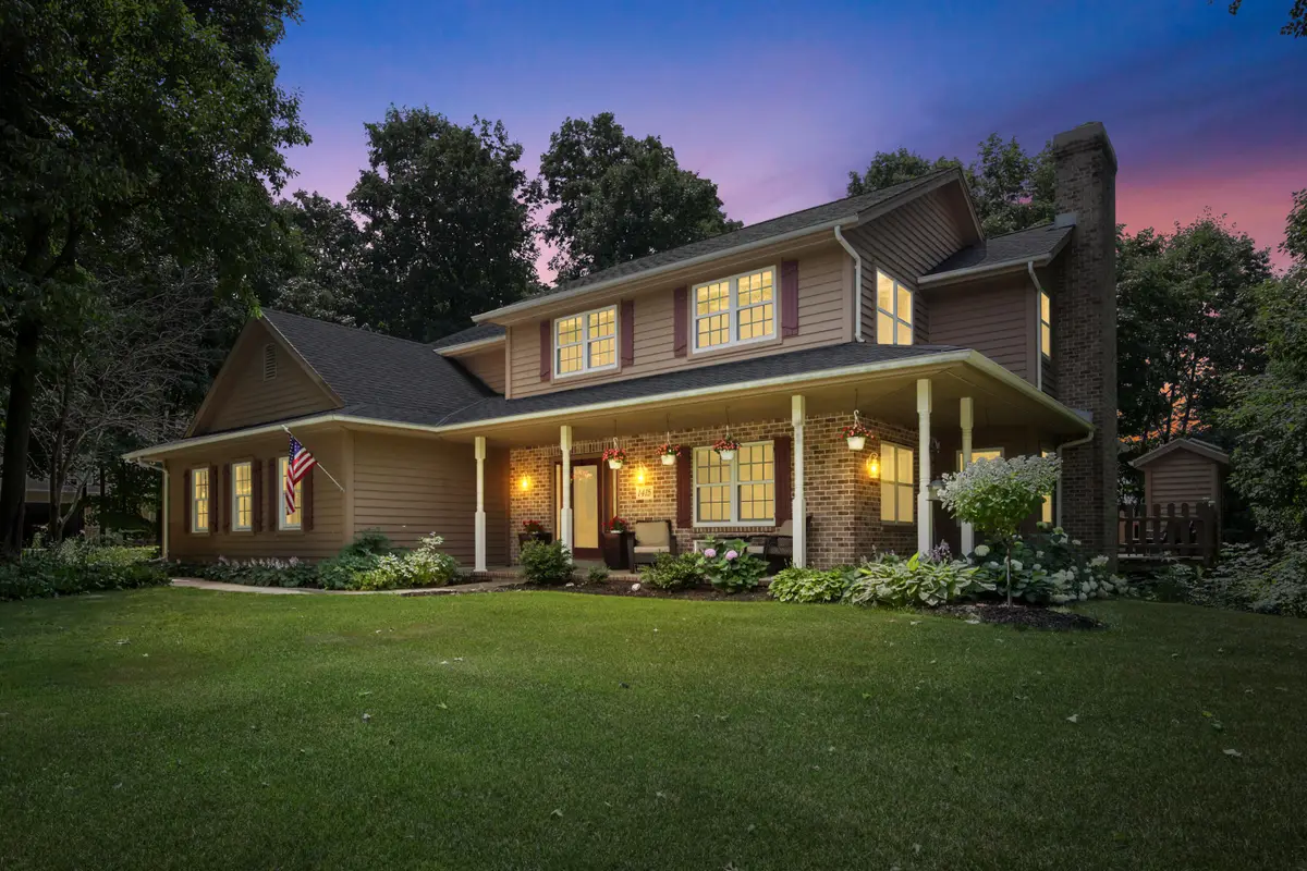 1415 Schloemer Dr, West Bend, WI 53095 - #1