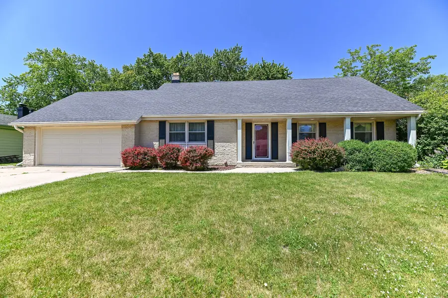 146 Perry Ave, Racine, WI 53406 - #2