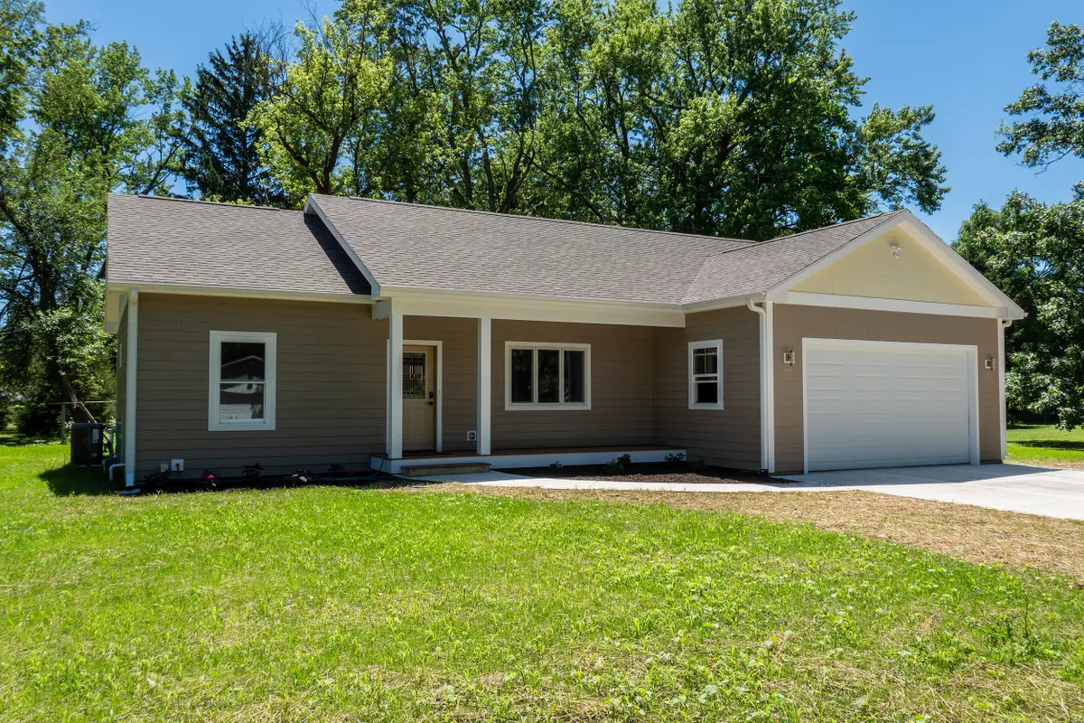 W991 Primrose Rd, Genoa City, WI 53128 - #1
