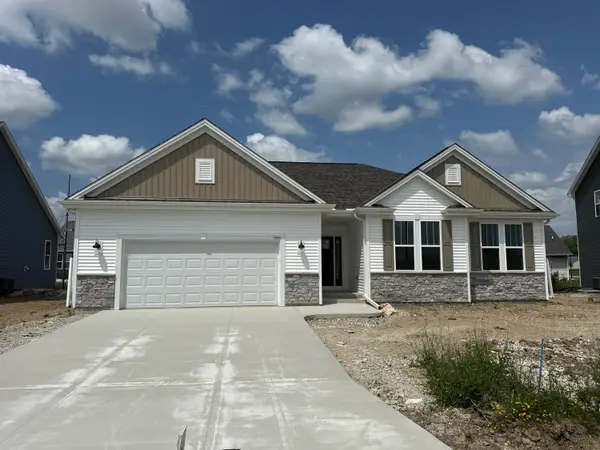 3708 Bishops Cap Dr, Caledonia, WI 53126