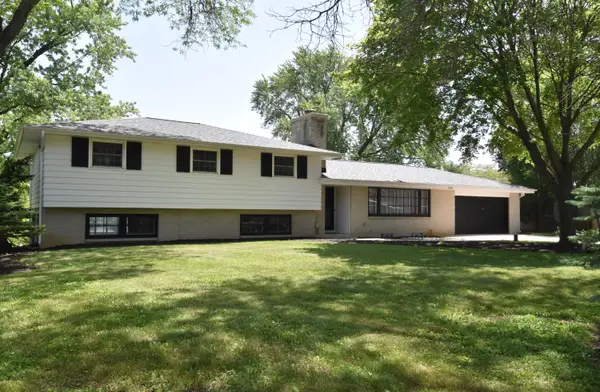 1840 Alverno Dr, Brookfield, WI 53005